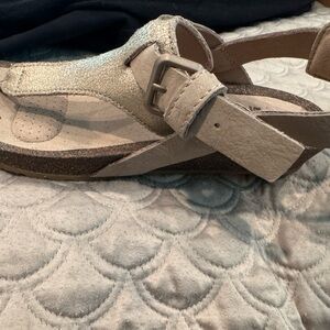 Teva NWOT Sandals Size 6